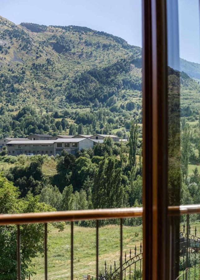 Apartmán El Balcon Familiar Del Pacino Sallent de Gállego Exteriér fotografie