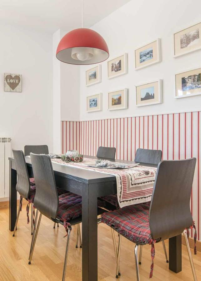 Apartmán El Balcon Familiar Del Pacino Sallent de Gállego Exteriér fotografie
