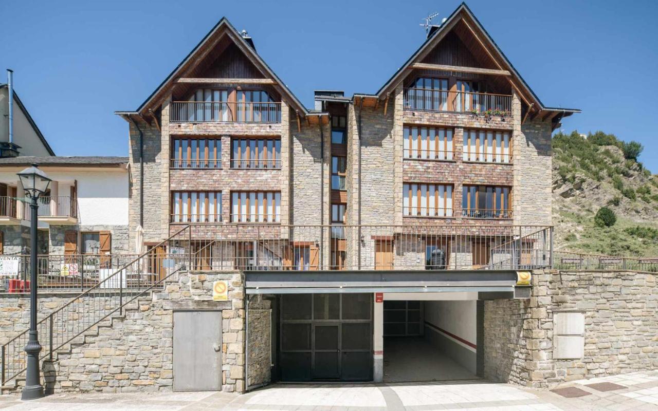 Apartmán El Balcon Familiar Del Pacino Sallent de Gállego Exteriér fotografie